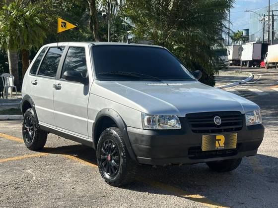 FIAT UNO 1.0 WAY 8V FLEX 4P MANUAL FIAT UNO 1.0 WAY 8V FLEX 4P MANUAL